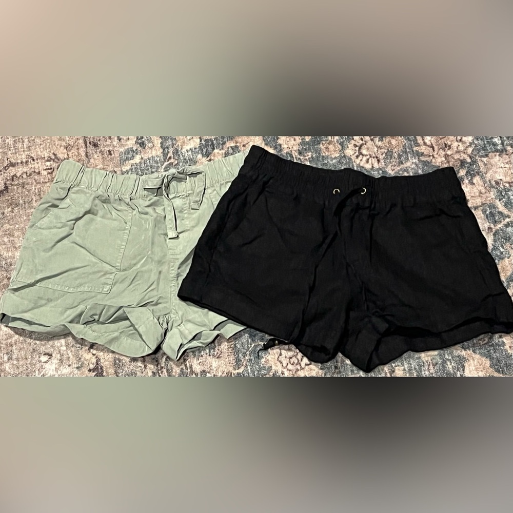 2 pairs of Love Tree Shorts size S
